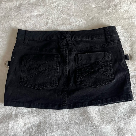 Royal Bones Small Chain Safety Pin Black Mini Skirt - Picture 2 of 9